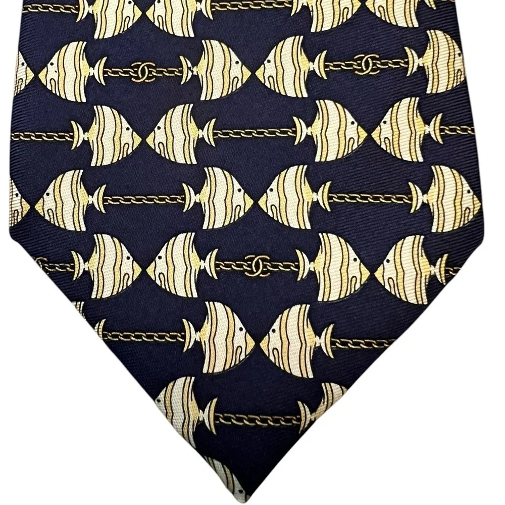 CHANEL silk tie, angelfish w/ chain & double C logo, navy blue & yellow/gold